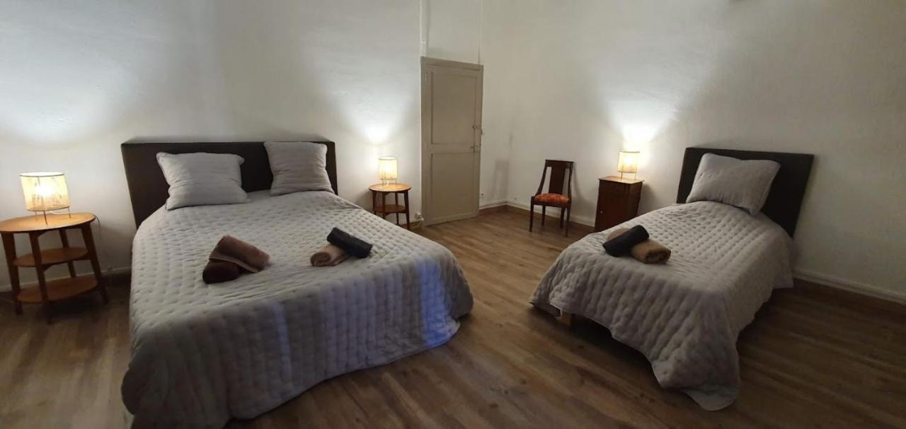 Gite De 420 Metres Carres Dans Chateau L'Ange Au Violon Jusqu'A 13 Couchages Conques-sur-Orbiel Ngoại thất bức ảnh